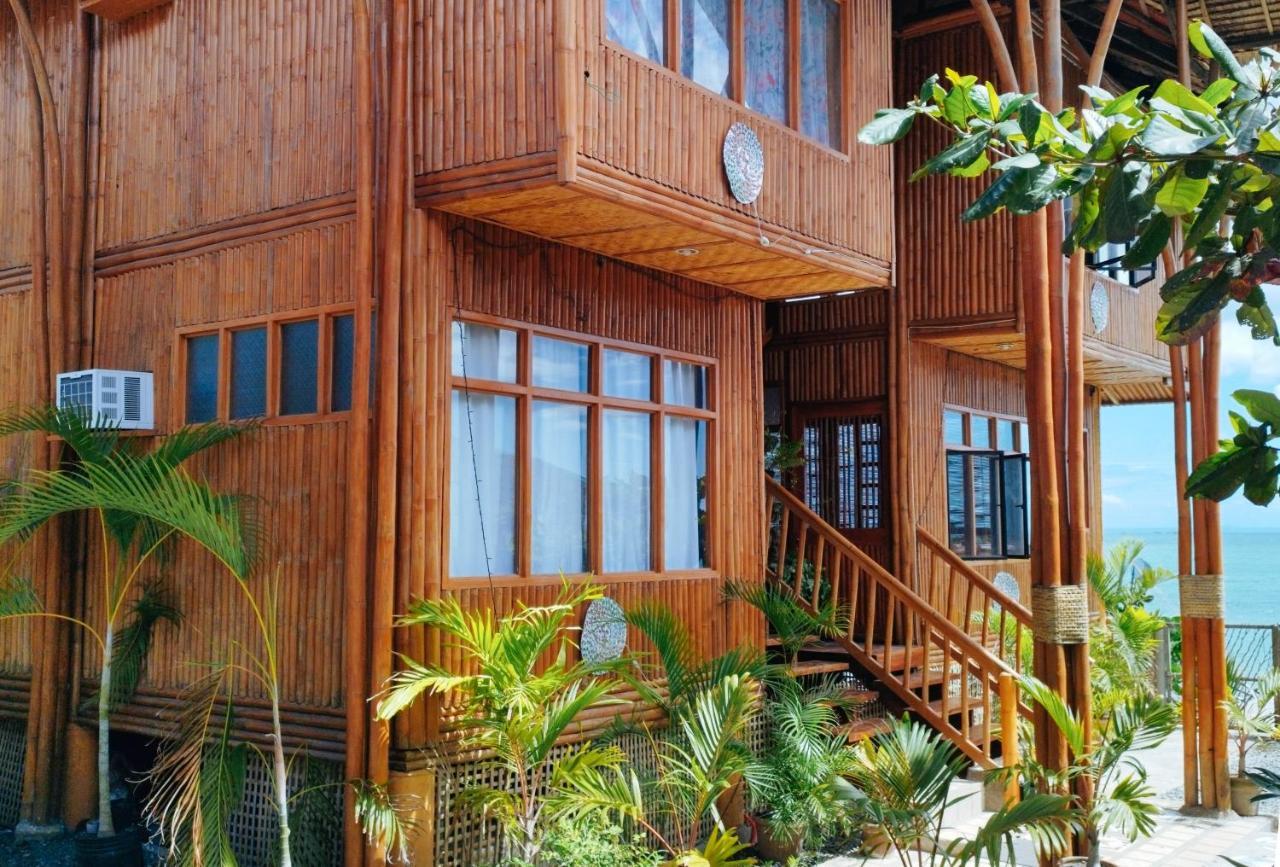 Casa Nena Hotel & Resort Iloilo By Reddoorz Guimbal エクステリア 写真
