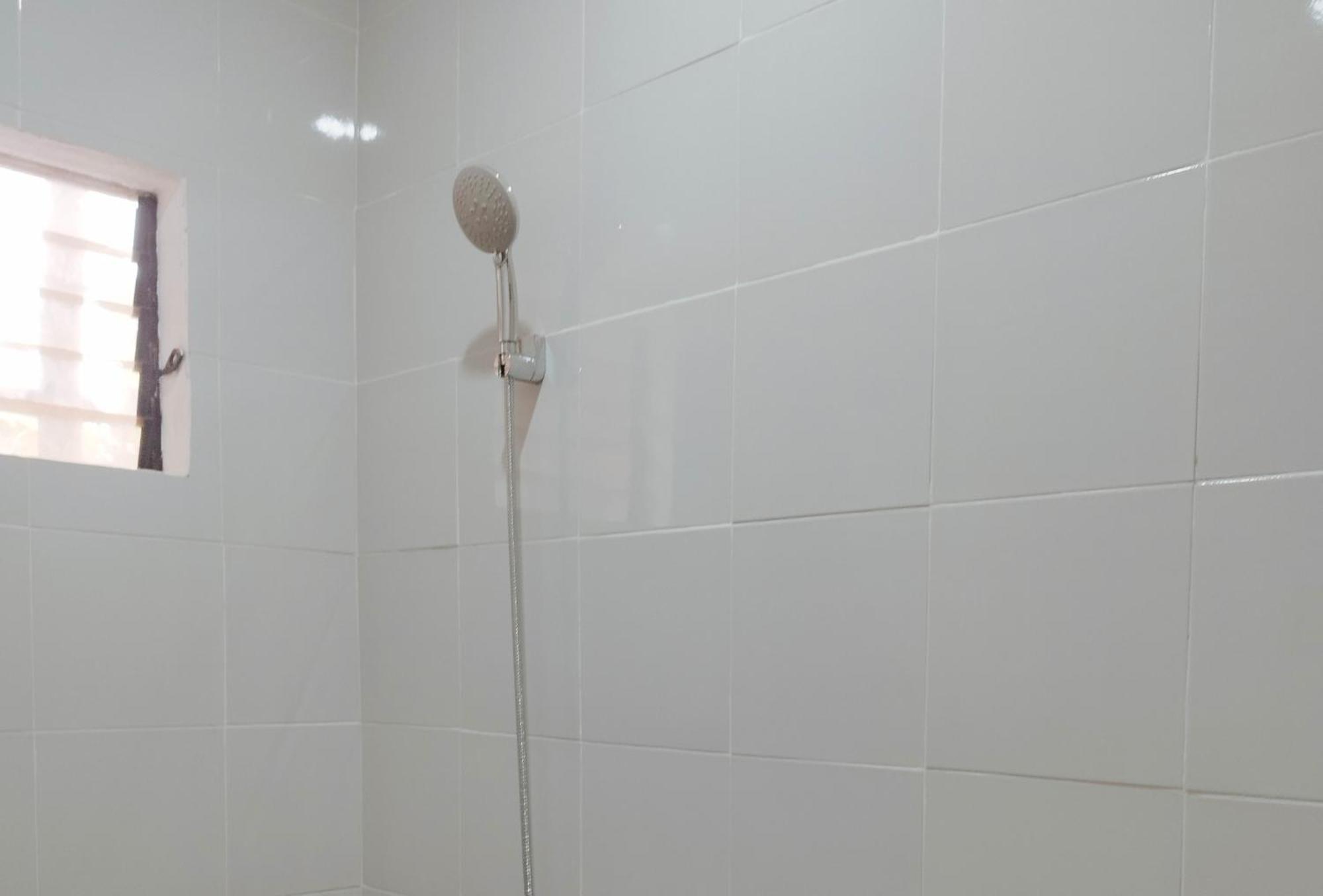 Casa Nena Hotel & Resort Iloilo By Reddoorz Guimbal エクステリア 写真