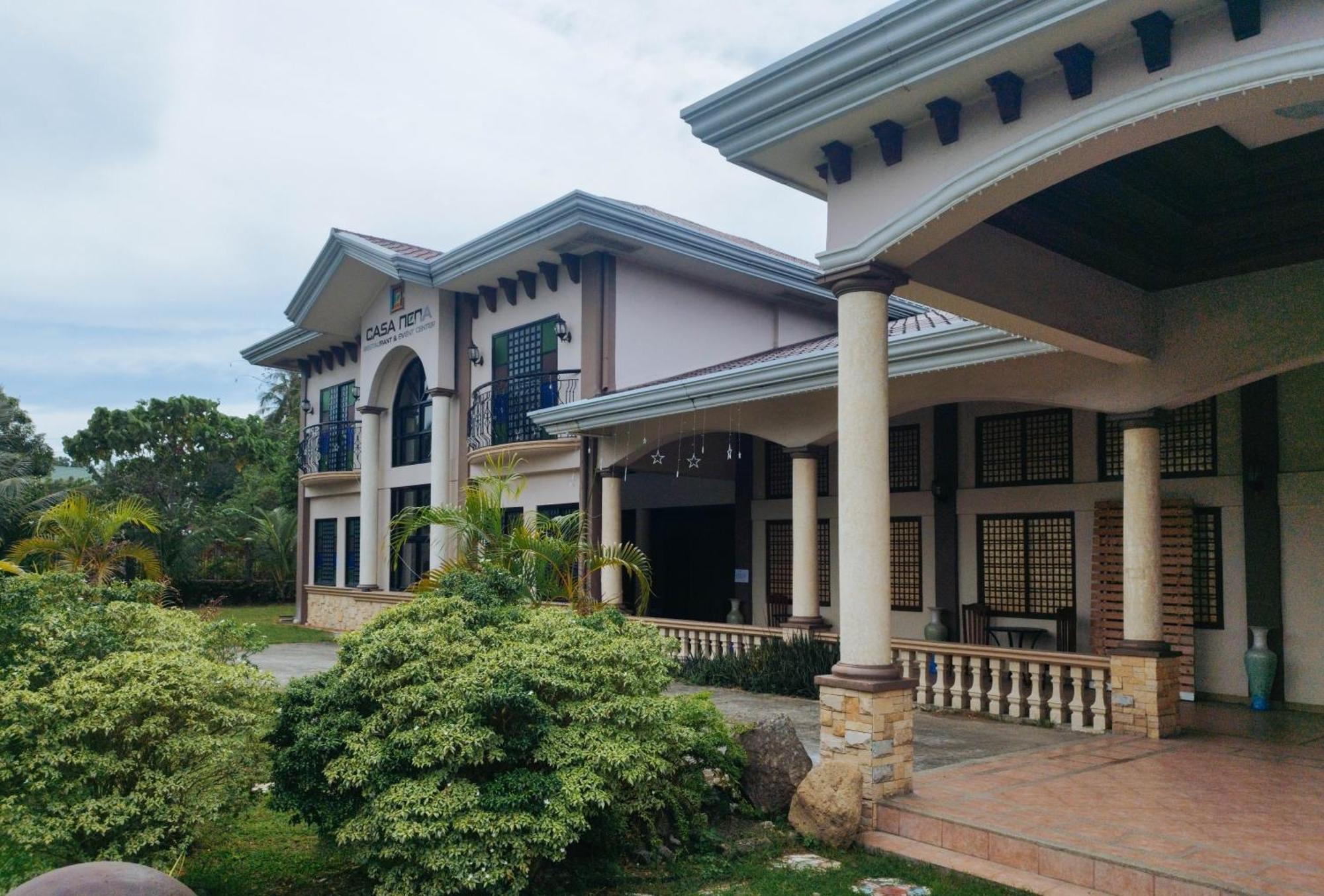 Casa Nena Hotel & Resort Iloilo By Reddoorz Guimbal エクステリア 写真